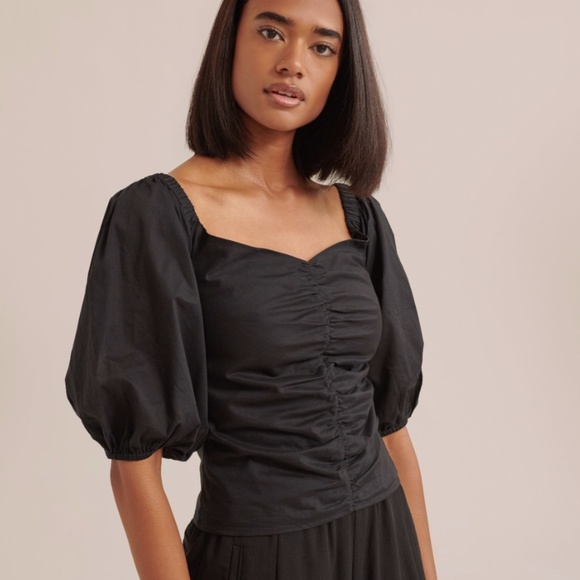 Modern Citizen Tops - Modern Citizen Ruched Blouse NWOT Small